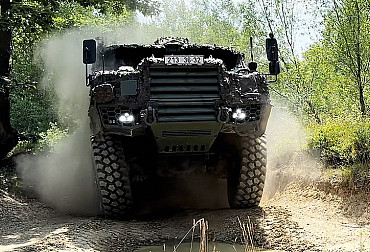 Servicing TITUS 6x6 Vehicles – A new milestone in CSG Group partnership with the Czech Army!