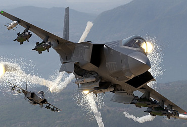 Pentagon continues to withhold F-35 payments to Lockheed over upgrade delays