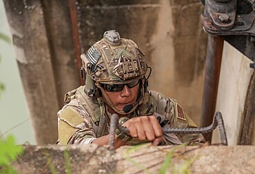 SOCOM seeks advanced helmet goggle mount and portable oxygen device