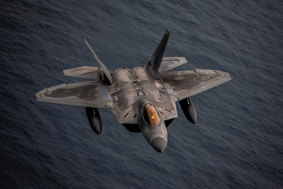 congress-rescues-f-22-raptors-a-look-at-the-defense-policy-bill